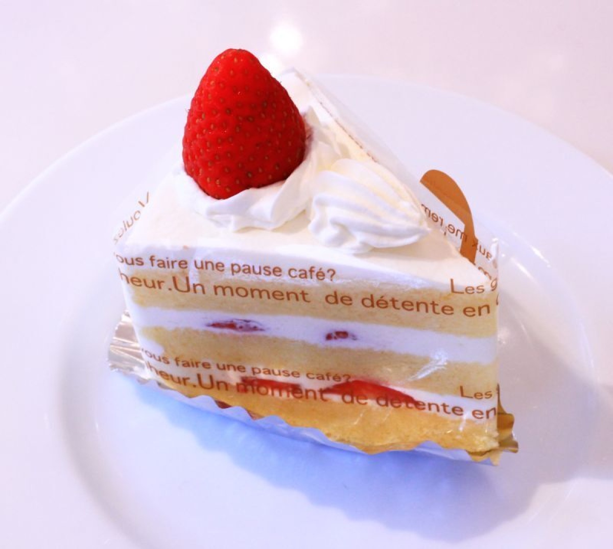 画像1: 苺のショートケーキ